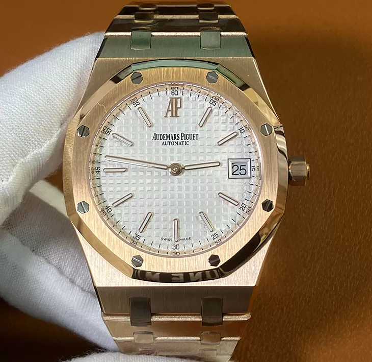 オーデマピゲロイヤルオークコピーブランド卓越性 39mm エクストラシン15202OR.OO.0944OR.01[1534]