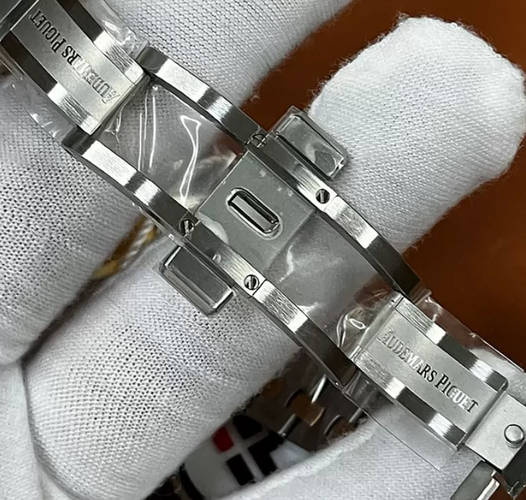 オーデマピゲ15400SR.OO.1220SR.01[4]