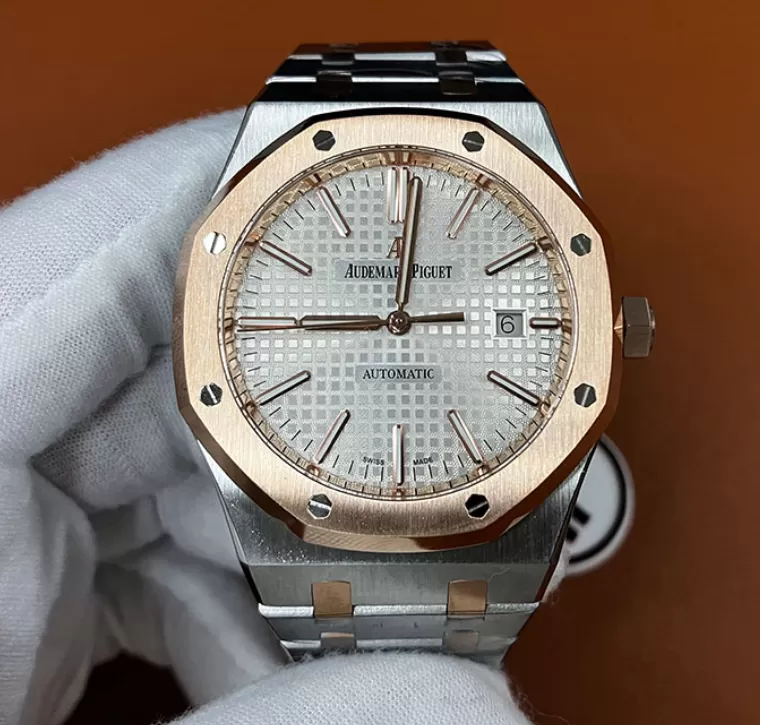 超人気NO.1オーデマ ピゲ ロイヤル オーク セルフワインディング エバーローズゴールド15400SR.OO.1220SR.01[314]