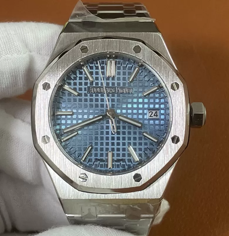 ブランドオーデマピゲロイヤルオーク オートマティックライトブルー37mm 15550ST.OO.1356ST.08 「BF」[1357]