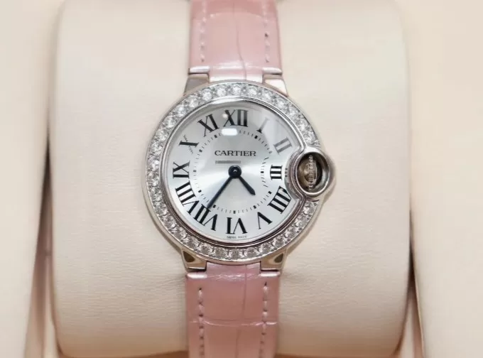 シルバーカルティエ バロン ブルー ダイヤモンド28mm WE900351スーパーコピーブランド[1670]