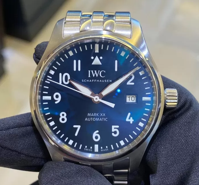 IWCIW328204[2]