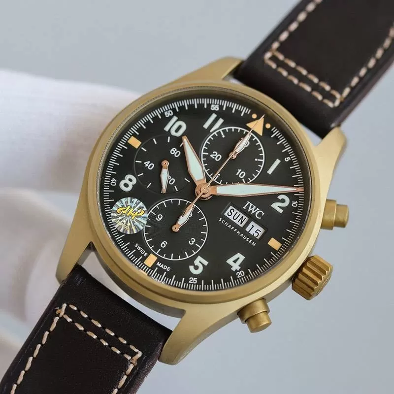 IWCiwb51617[4]