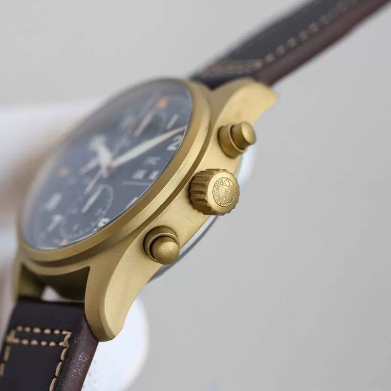 IWCiwb51617[6]