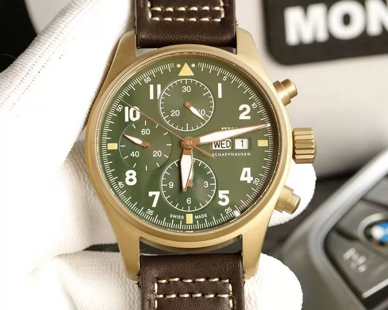 IWCiwb51617[1]
