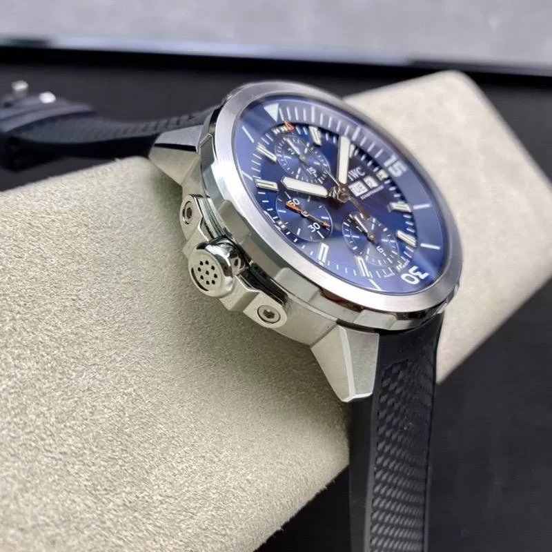IWCiwu88089[3]