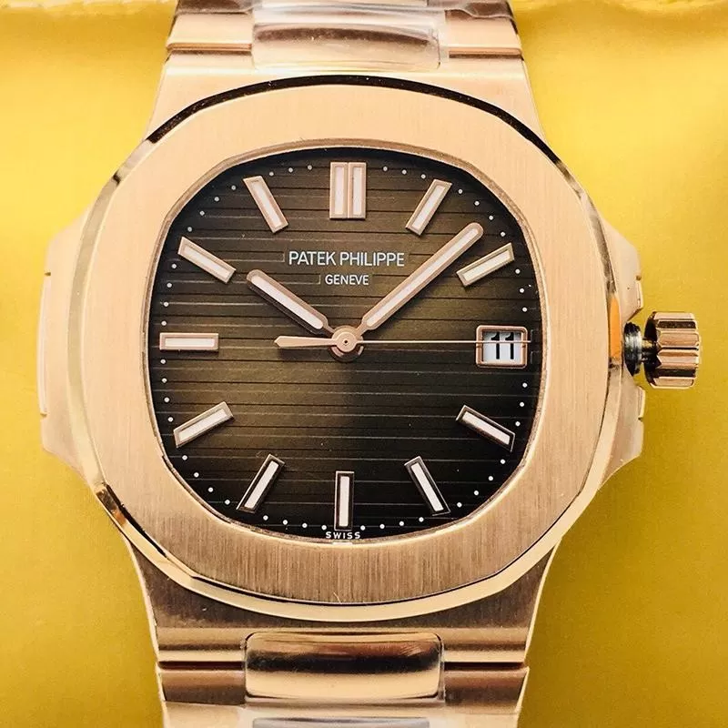 パテック・フィリップ ノーチラス  Patek Philippe NAUTILUS スーパーコピー 時計 5711/1R-001[1272]