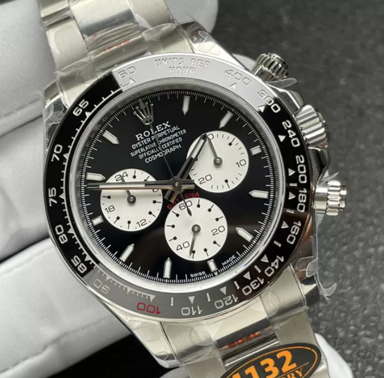 ロレックスM126529LN[1]